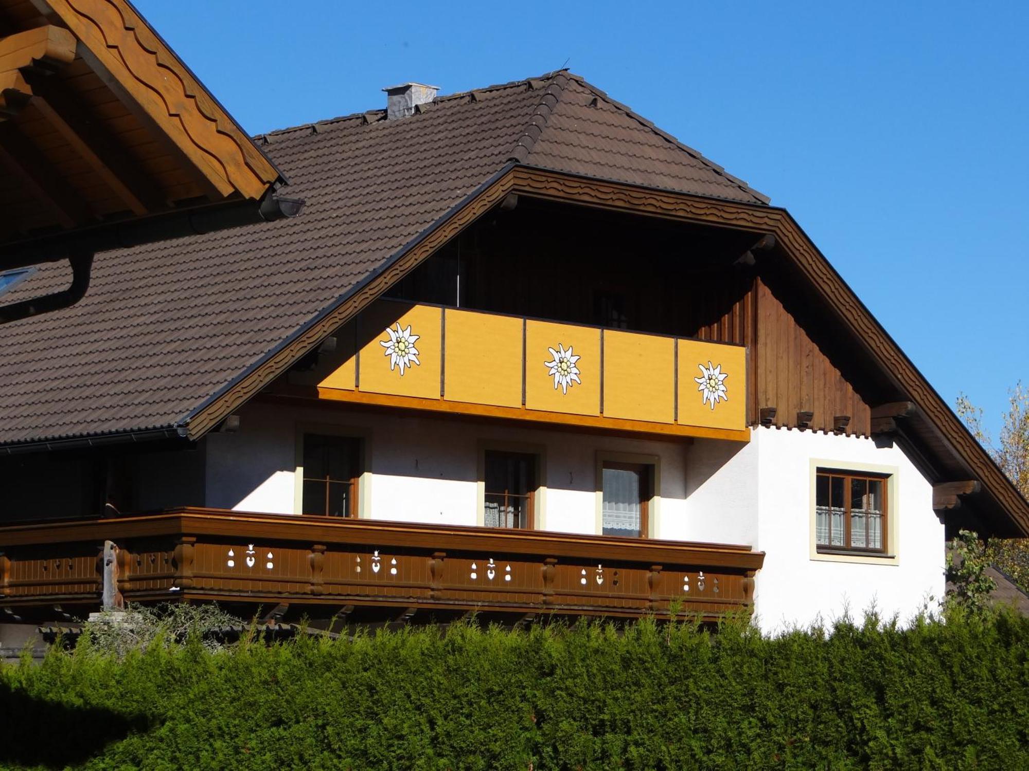 Haus Edelweiss Apartment Sankt Margarethen im Lungau Exterior photo